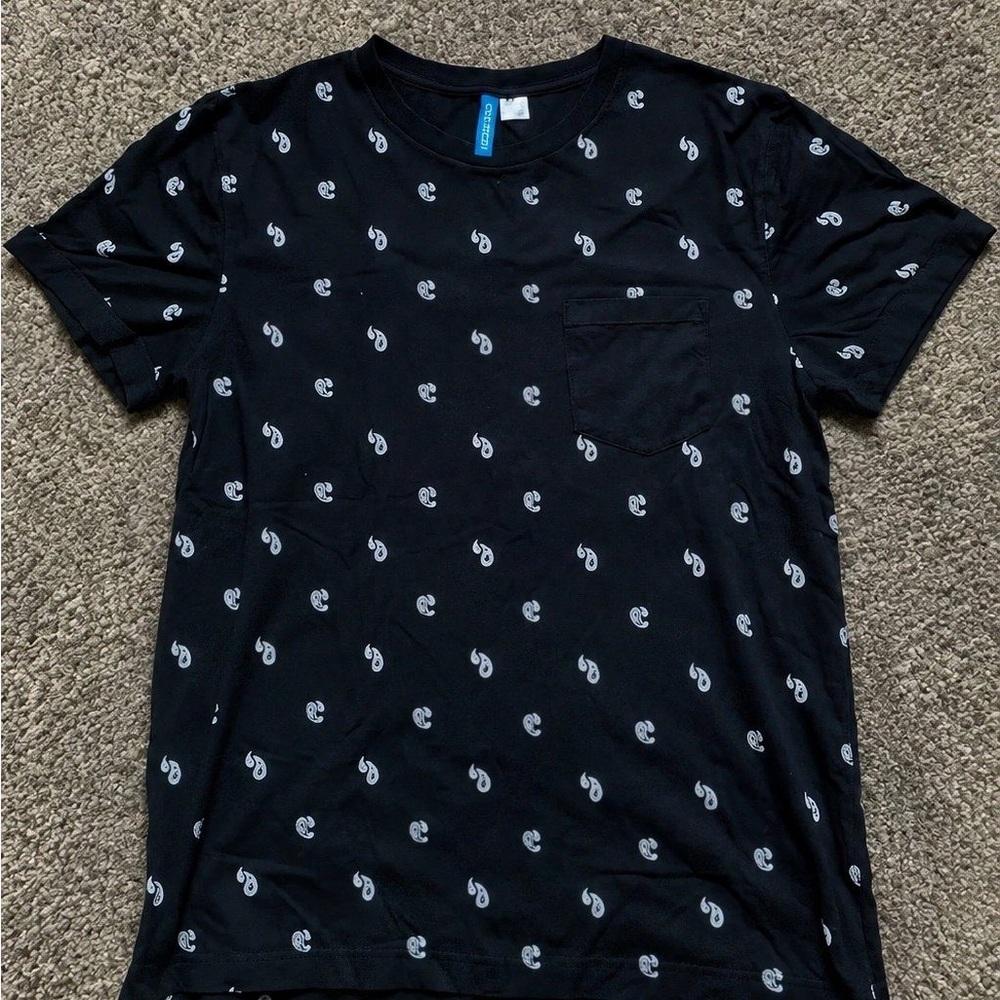 H&M Black Short-Sleeve Pocket Tee with White Paisley Motif